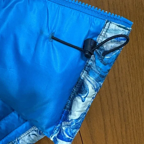 Patagonia Lightweight Down Puffer Vest Rare Wave Print Size Small - Picture 6 of 11